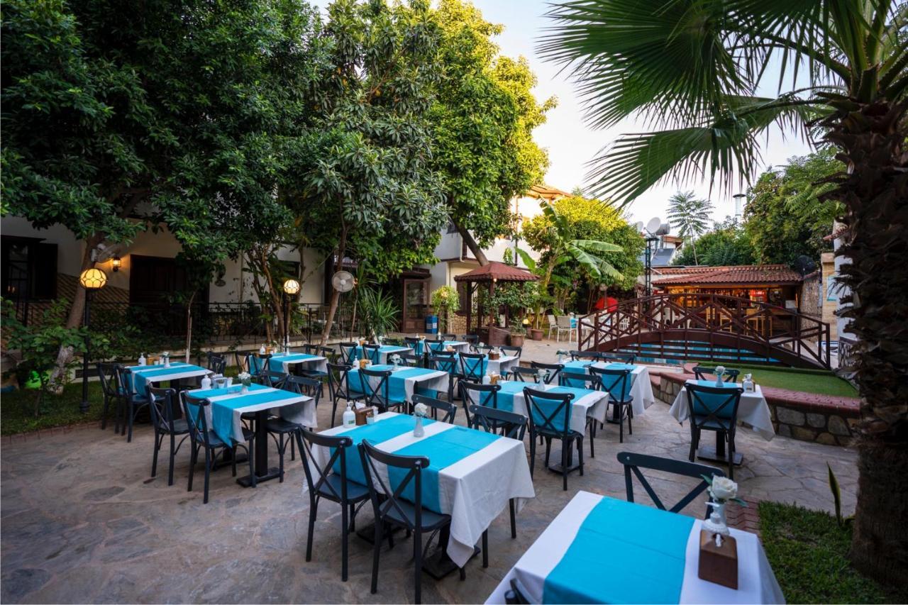 Castle Old Town Hotel Antalya Extérieur photo