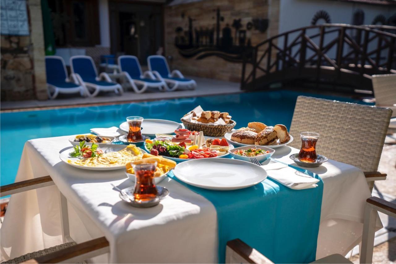 Castle Old Town Hotel Antalya Extérieur photo