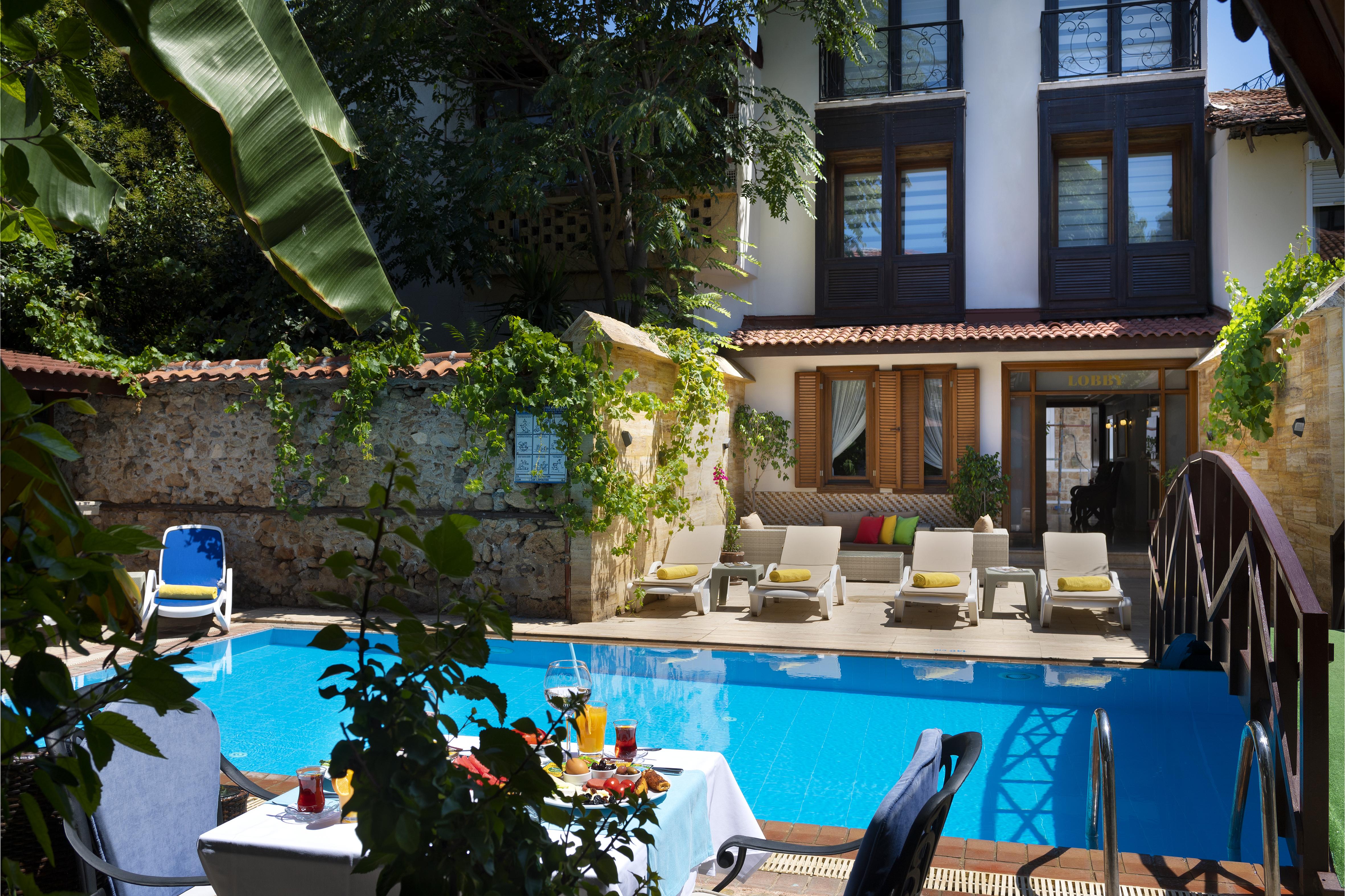 Castle Old Town Hotel Antalya Extérieur photo