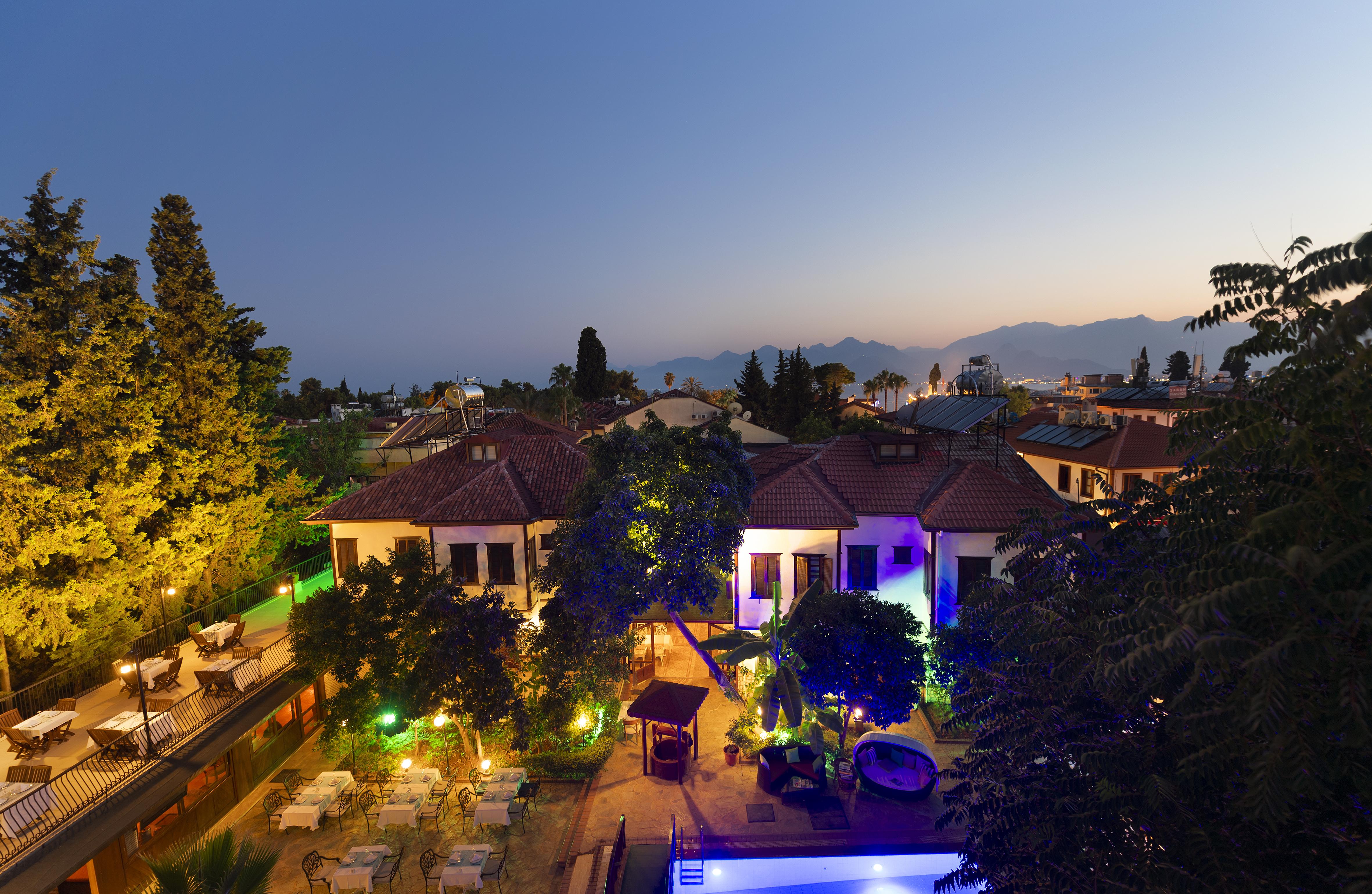 Castle Old Town Hotel Antalya Extérieur photo